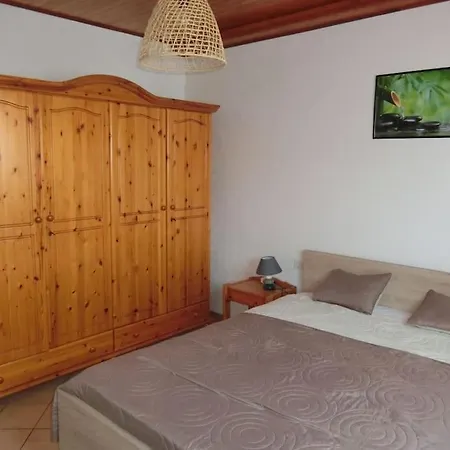 Coquet T2 En Pavillon Apartment Coursan